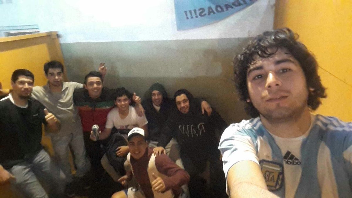 Crdarinho's tweet photo. Se ganó con la banda un pasito más hacia el objetivo #kbeza https://t.co/LqwxyUinJH