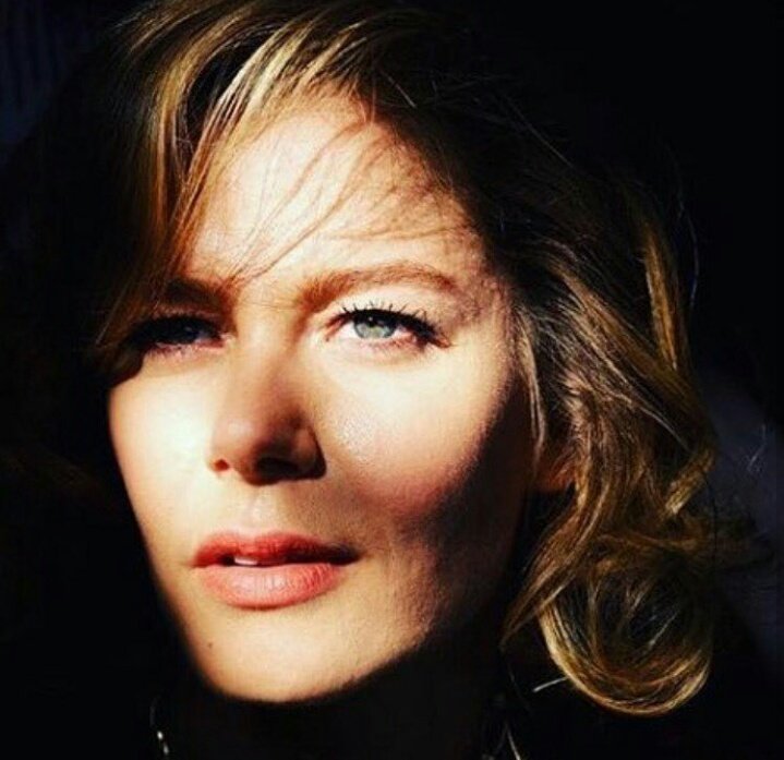 poncikela's tweet photo. I nominate #BurcuBiricik from Turkey #Themosthandsomefaces2017 @tccandler @burcu_biricik  #tccandler2017 https://t.co/AflJcD0JwF