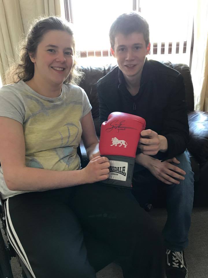 mallorysmyth's tweet photo. Shout out 2 M8 David Robb 4 signed glove by legend @CarlFrampton 2 auction 2 help me walk again. Pls see FB page Jennifer's Journey 2 bid. https://t.co/3qqTmF8ciz