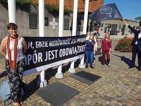 FeBRa_org_pl's tweet photo. Plac Solidarności 22.07.2017
#WolneSądy #FeBRa #AniNaKrok https://t.co/37xcn7i6I7