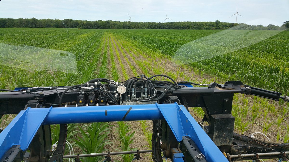farmerschneck's tweet photo. I think it is finally summer. Done #sidedress17 #ontag zzzzzzzz #nutraboss 2017 is the thing nightmares are made of. https://t.co/76kWWQtKm7