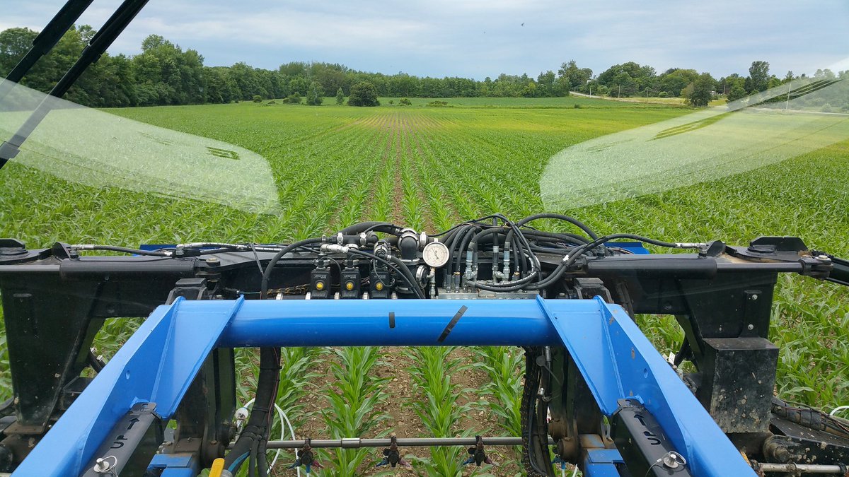 farmerschneck's tweet photo. I think it is finally summer. Done #sidedress17 #ontag zzzzzzzz #nutraboss 2017 is the thing nightmares are made of. https://t.co/76kWWQtKm7