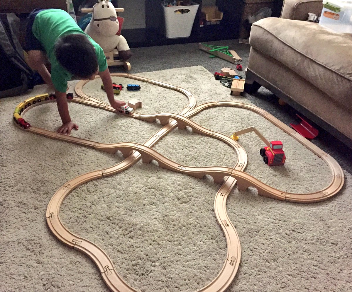 NathanSVSJ's tweet photo. Nothing like playing trains on a Sunday afternoon with the kiddo #prenap #dadarchitecture https://t.co/WqWsDVaaJx