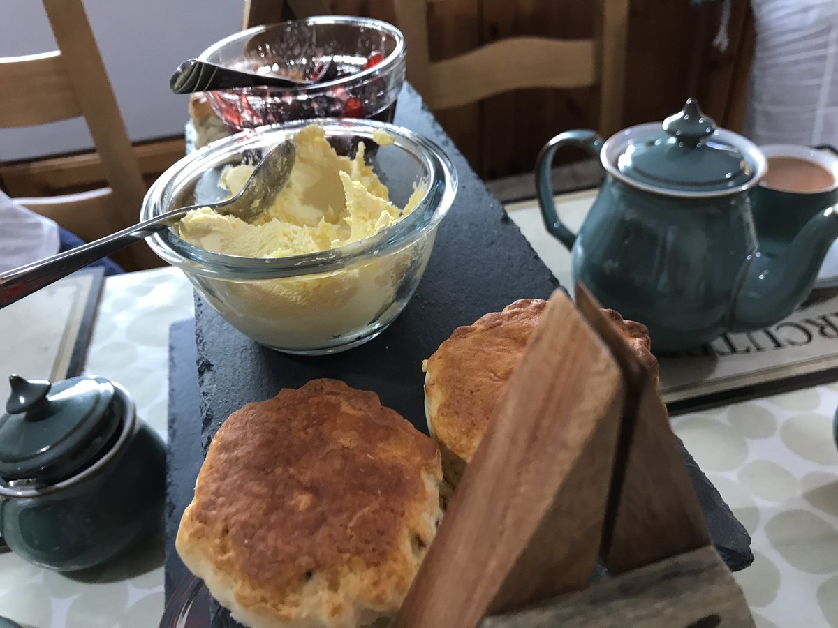 bigraydiamond's tweet photo. Just had a lovely cream tea #creamtea https://t.co/2DopBgfxjB