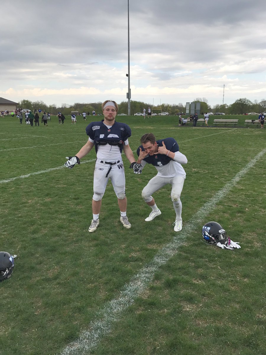 adamgott11's tweet photo. The day before... @WinnipegRifles we ready for the big work week @MikeyHart204 @URCHXIIA https://t.co/W3j6mrdV6w