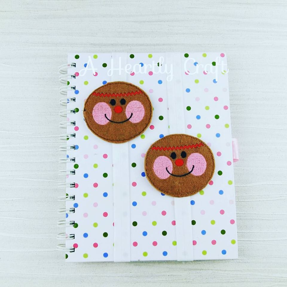 AHeartlyCraft's tweet photo. Brand New #Gingerbread #Bookmark @AHeartlyCraft https://t.co/urZrRXVBCm #Fun #Pagekeeper #HandmadeHour #CraftShout #SundayHour #Smallbiz https://t.co/aYwiRUhtc6