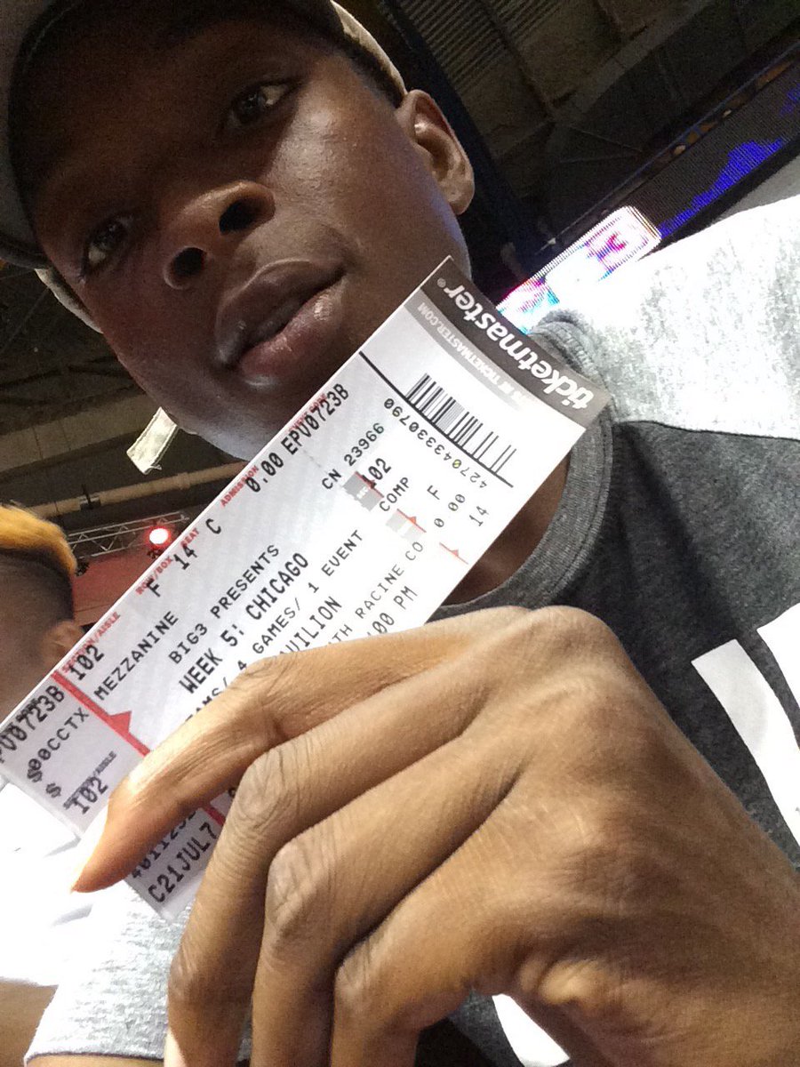 _LilFella's tweet photo. @thebig3 #Big3 $500 Shot #Sec102 #RowF #Seat14 https://t.co/sRagVqkShy