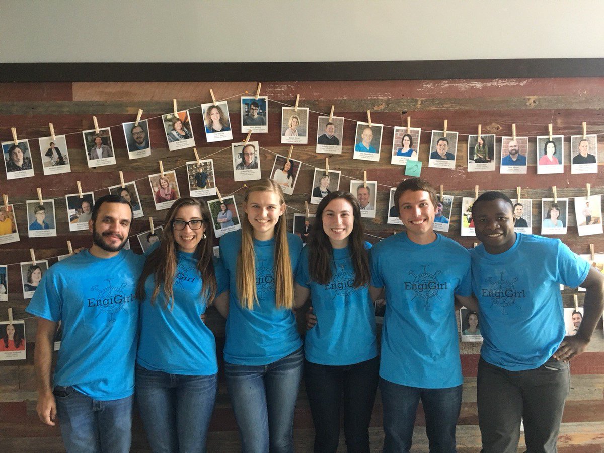 kohbosan's tweet photo. Had a great time this weekend building EngiGirl for this year's startup weekend. #RCSummer17 https://t.co/Cjl1qLo6FO