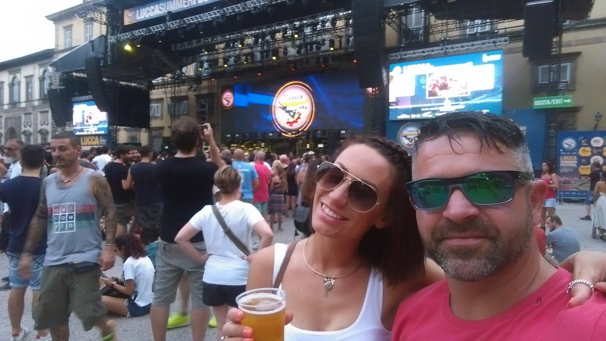 farrierscotty88's tweet photo. #luccasummer #CmonKasabian https://t.co/AYKVlbmJUf