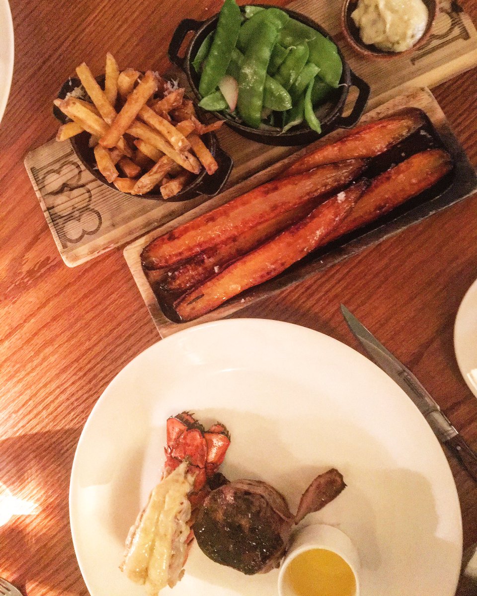 covetour's tweet photo. Another wonderful stay @FairmontHotels @FairmontSprings always a beautiful stay and great meal at 1888 Chop! #travelbloggers #Foodiechats https://t.co/EfZXjvX3CO