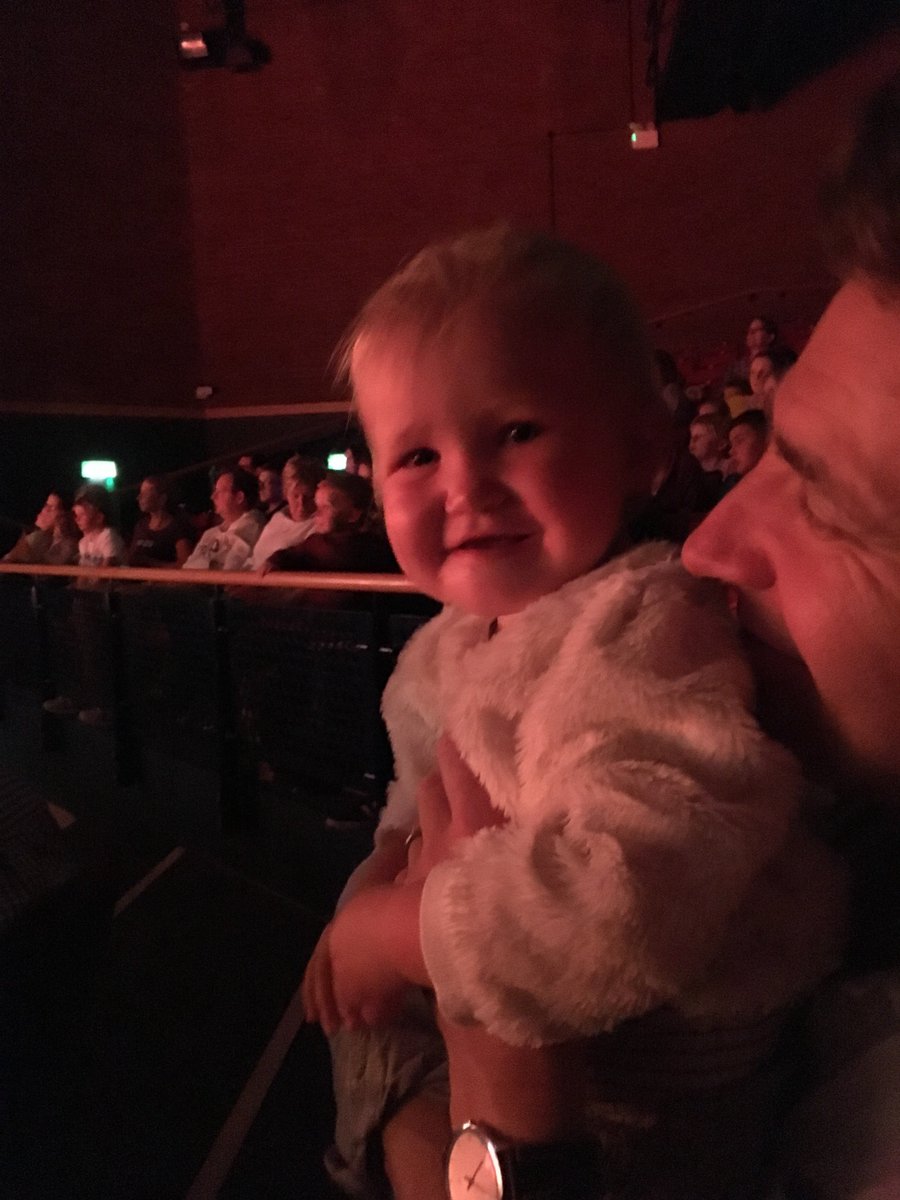 lizflight's tweet photo. #mistermaker
First theatre experience for the girls tonight. Great fun for us all https://t.co/PVIvDiWWPL