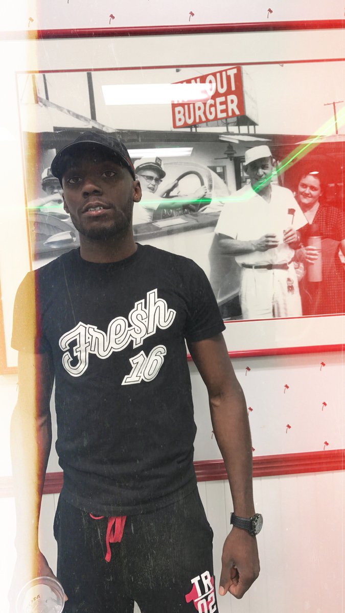 FRESH9716's tweet photo. For.Real-Ones.Everywhere.$till.Hustlin. https://t.co/msK71vSK9D