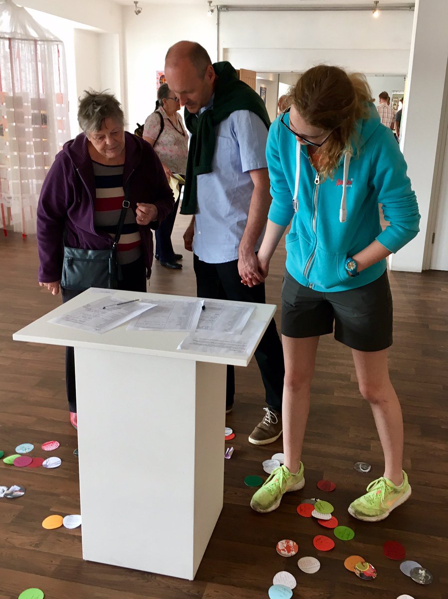 paiviseppala's tweet photo. So much to see at @MwayOpenStudios that I only managed to fit in fab @WendyDaws @MessRoomMedway @intraarts @SunPierHouse today #MOSAF2017 https://t.co/FZcCvOuM51