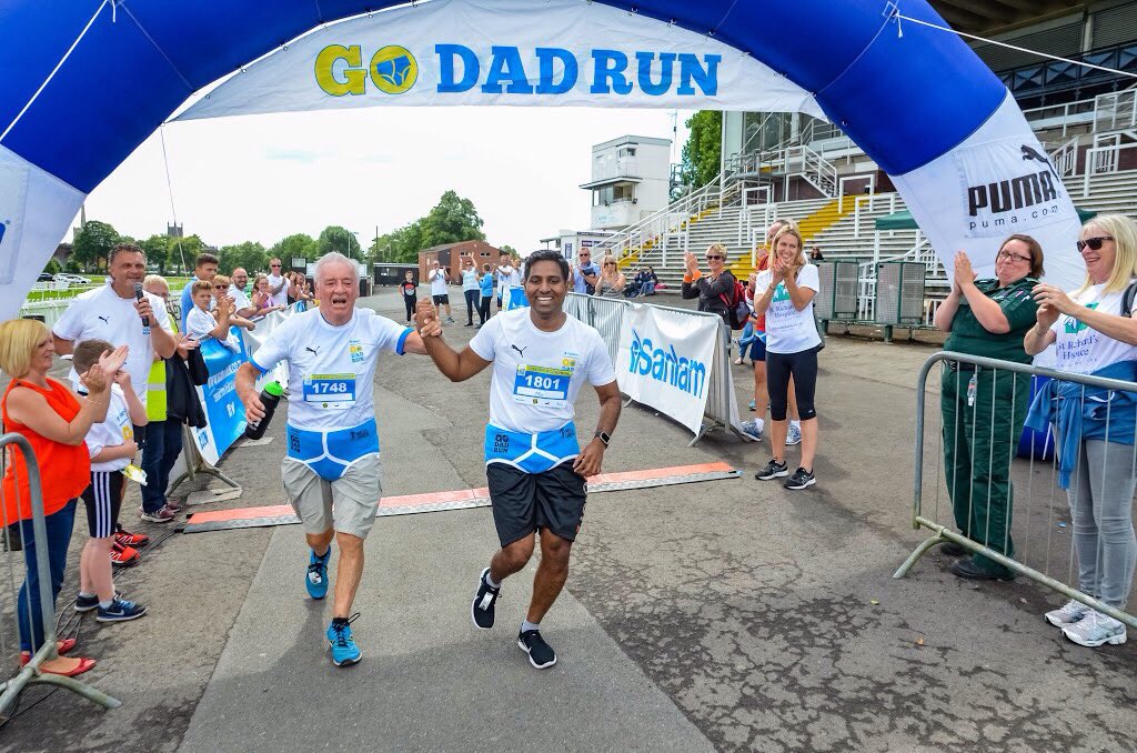 purpleswanphoto's tweet photo. @godadrun @StRichardsHosp @theCALMzone @Bowel_Cancer_UK @OrchidCancer @StuartAllenFCMI @ColinJackson @WorcesterRaces @jones_runs @packersuzanne @ProstateUK I'm posting 1 photo from today's #GoDadRun #worcester, that sums up what this wonderful event is all about! More photos to follow soon! https://t.co/nftejF5n9l