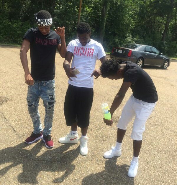 sce_nino's tweet photo. we still going dumb💙
#LongLiveBell #LongLiveRenderrick https://t.co/pCZJ1dzxc7
