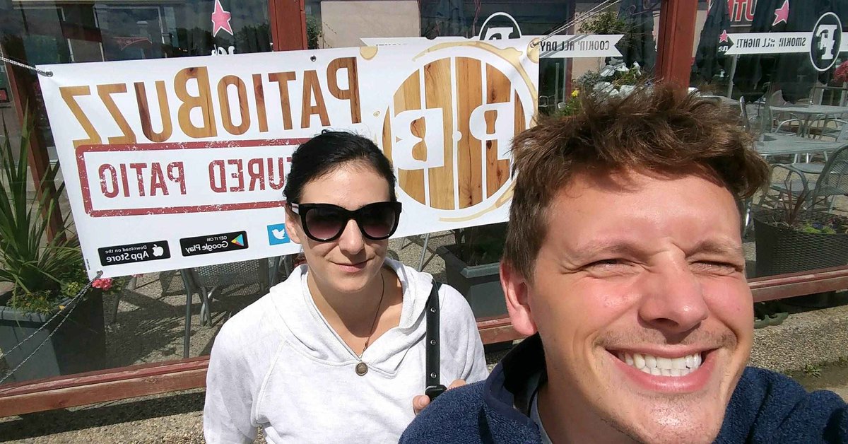 Check out the smiles on this happy couple! #yeg #patiobuzz