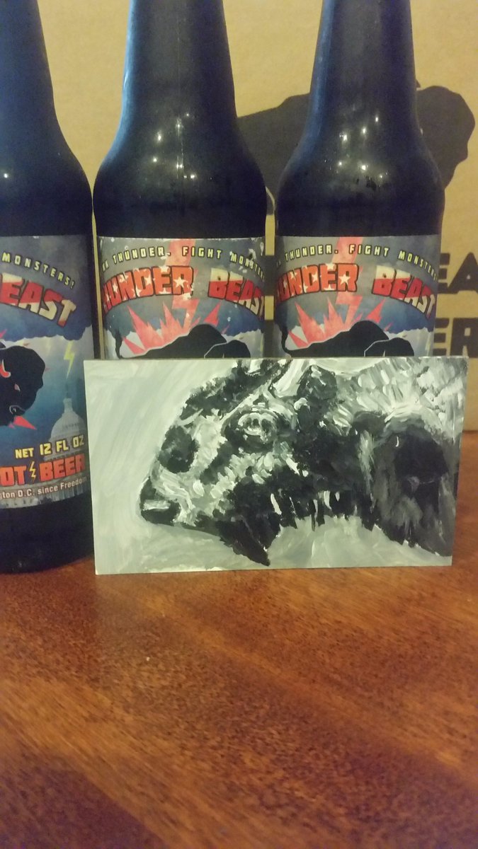 ThunderBeastCo's tweet photo. Thanks @frontpocket00 for the Thunder painting you sent us! #DrinkThunder #MakeArt #FightMonsters https://t.co/dj9YE2GeAd