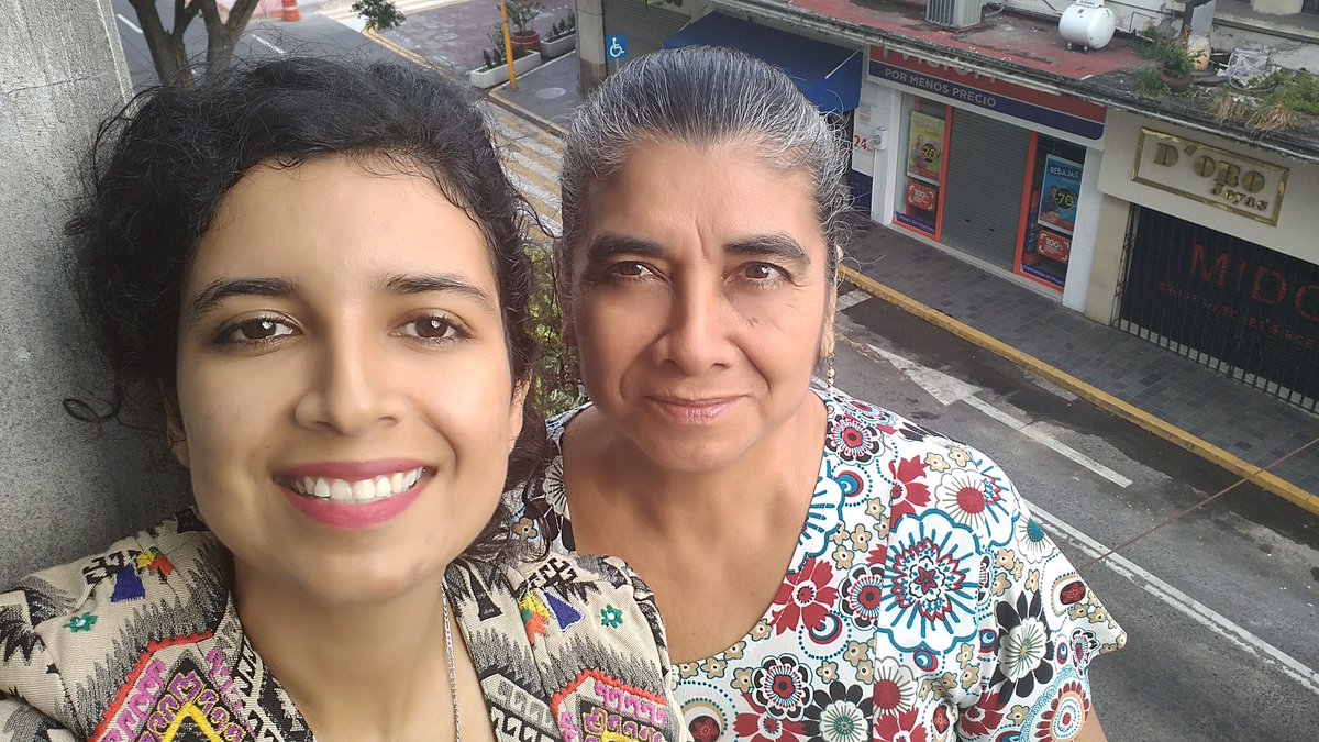 liditamh4's tweet photo. #FelizDomingo #BuenDomingo #ConMami 🌷🌻 https://t.co/gpFQ9mjzxa