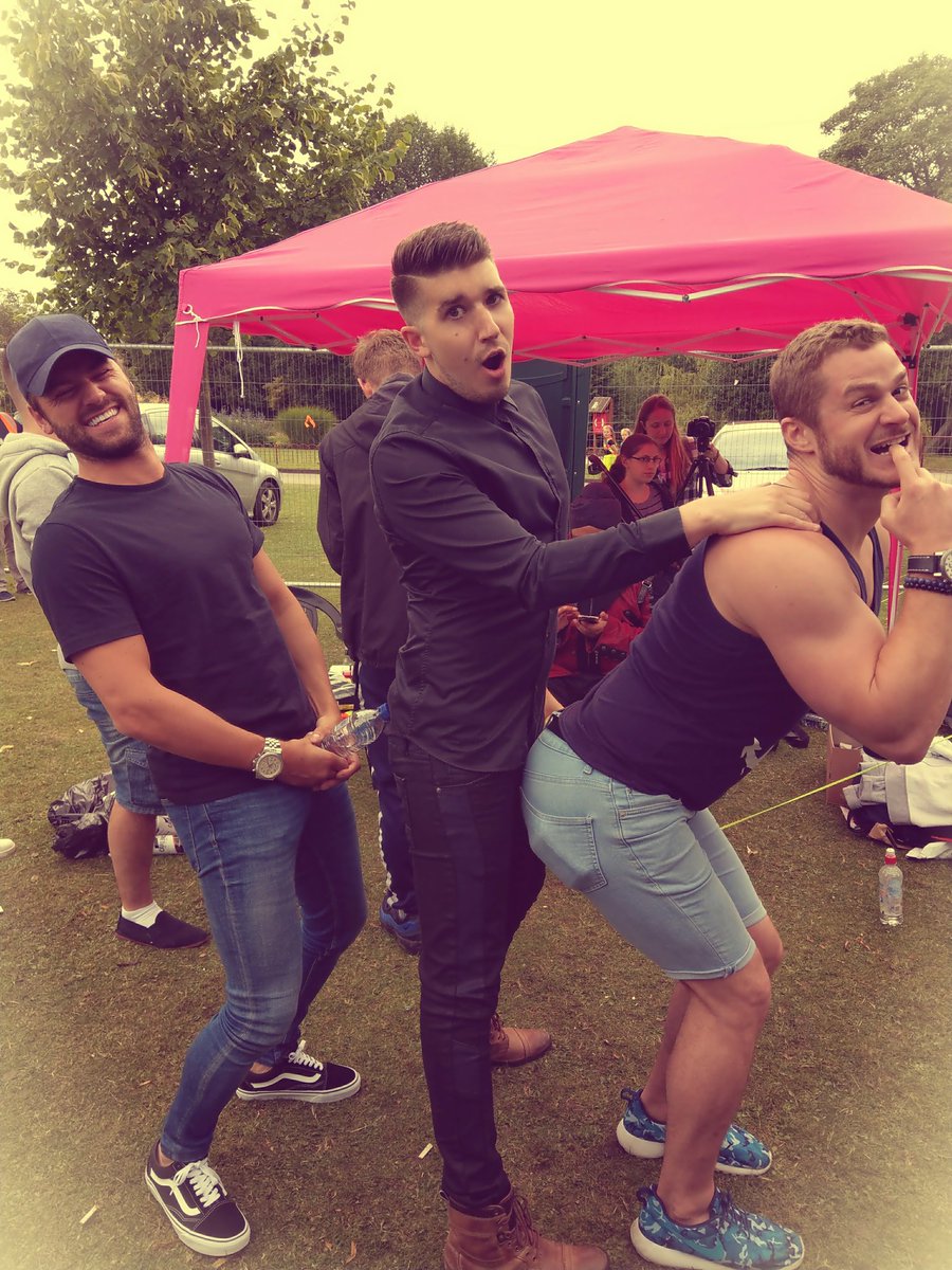 LucasPrimmer's tweet photo. Funniest moment of the day 😂 @austinarmacost @JHill_Official follow back? Great to meet you both at Chesterfield Pride today! https://t.co/LGApr18nPB