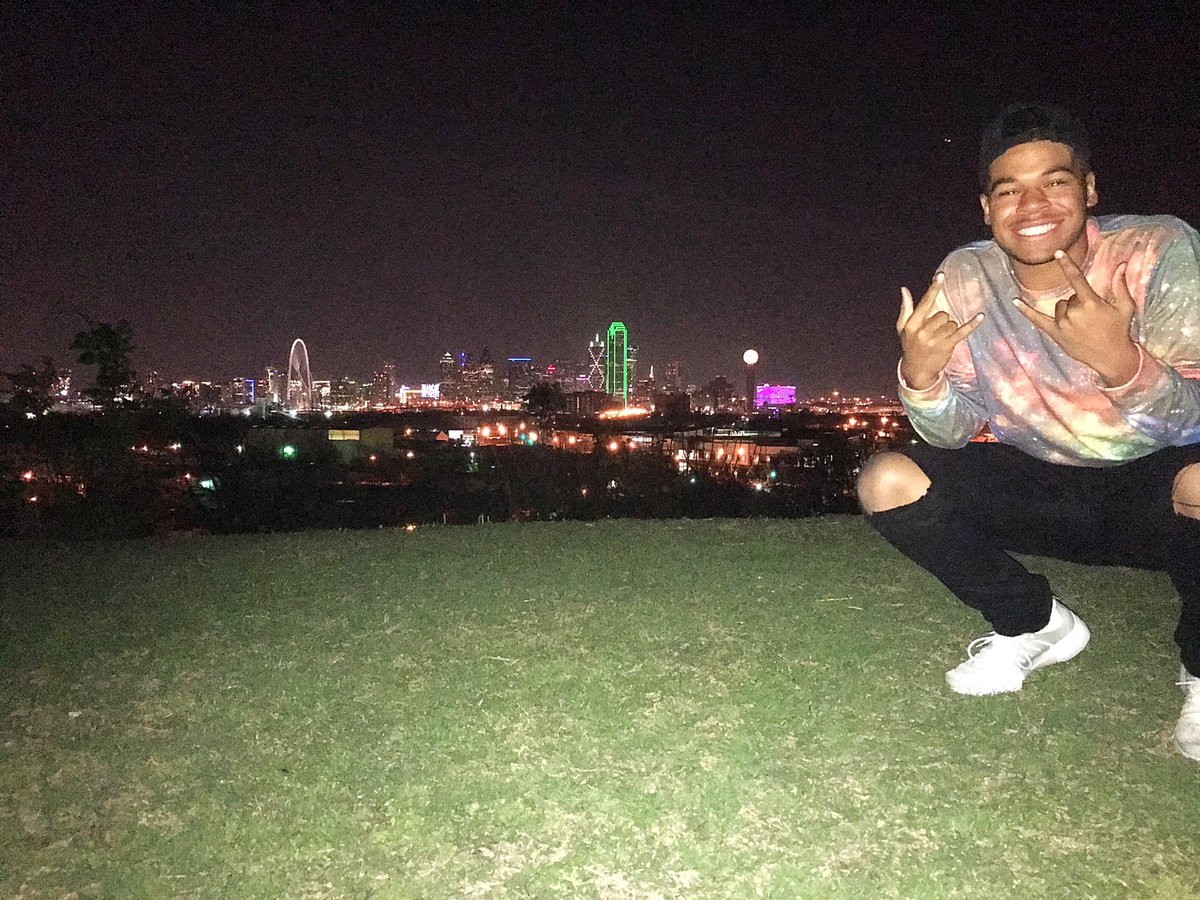 Coby_Hall01's tweet photo. Leaving in a month so why not 🤷🏽‍♂️ #uttylerboys21 #UTT21 https://t.co/6es3ThFaeL