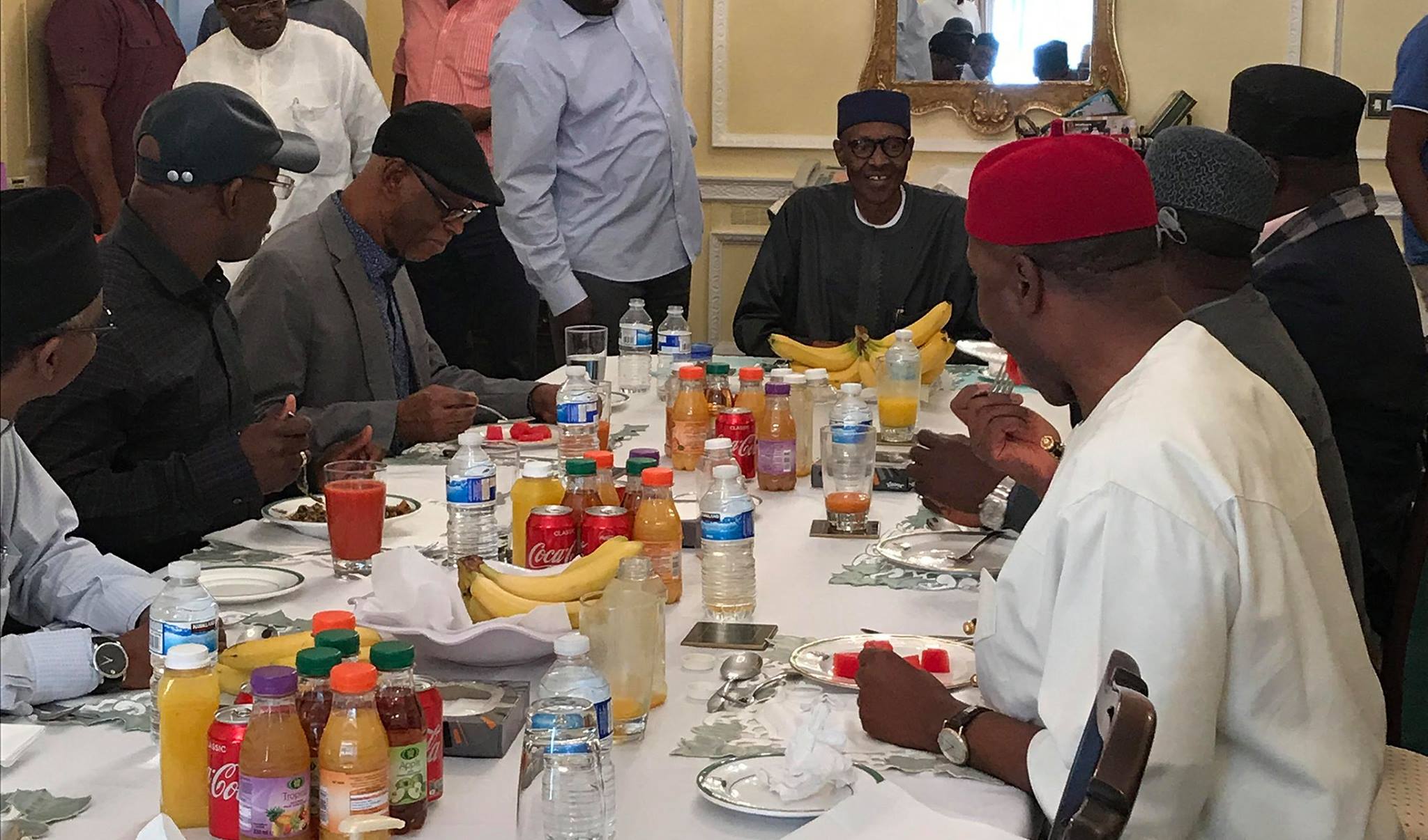 JUST IN:President Buhari Receives in audience APC Delegation in Abuja House London item-thumbnail