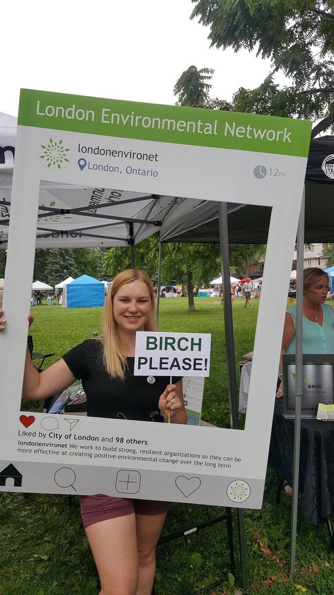 ForresterJulie's tweet photo. Checking out @innoworksldn latest cotenant @LondonEnviroNet booth at #inspirationfest https://t.co/aUH9OrY91X