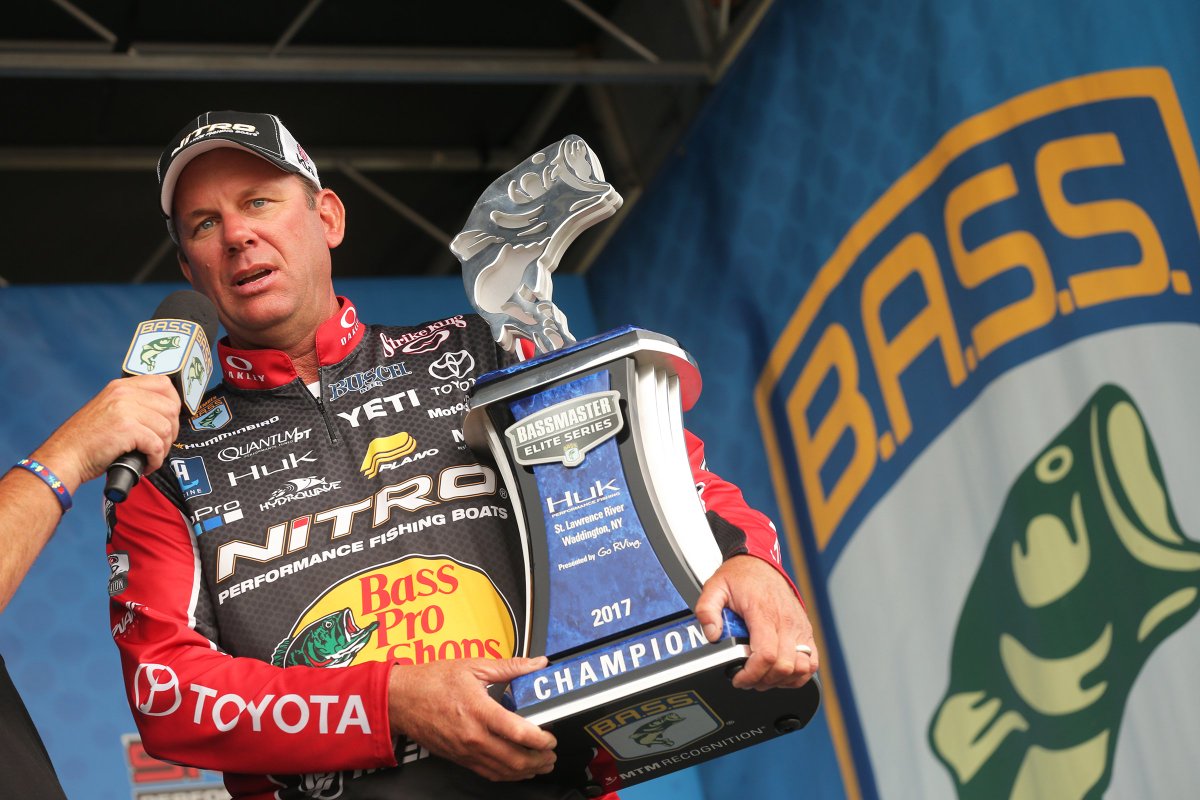 bassmaster's tweet photo. Congratulations on your 24th B.A.S.S. victory, @Kevin_VanDam! #BassElite #Bassmaster https://t.co/JQmD6yuEGI