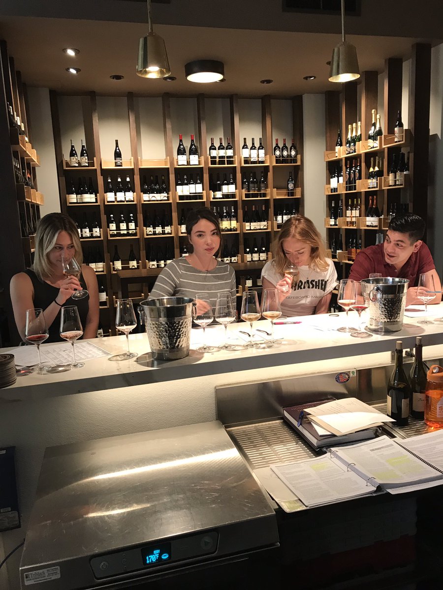 ResoluteSF's tweet image. Keeping the staff sharp! #SundayFunday #wine #winesf