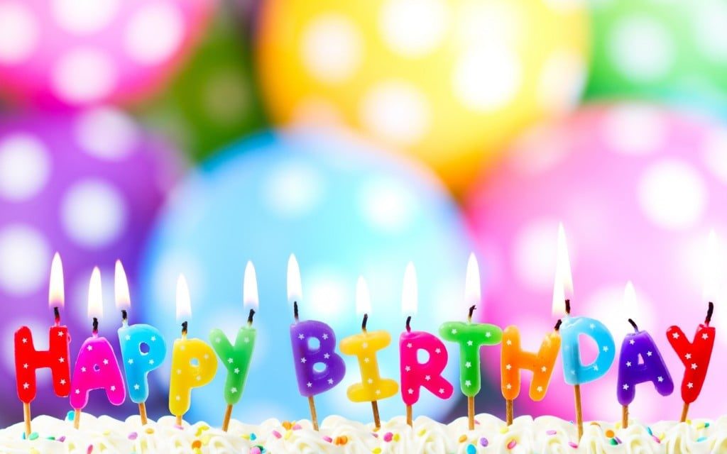 Andififield's tweet photo. My thoughts on turning 39. I can't be the only one feeling this way. #followingthefifields #birthdaycandlemagic https://t.co/BUrhehK6B4 https://t.co/PthCKl50Jm