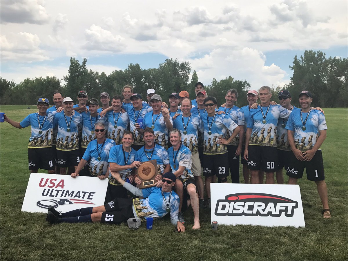 USAUltimate's tweet photo. Congrats to our #2017 #MastersNats Champions (so far)! Johnny Encore; Relics; C.O.U.G.A.R.S.; Surly! 🥇💪👏 #USAUltimate https://t.co/GUjp7HJqpu