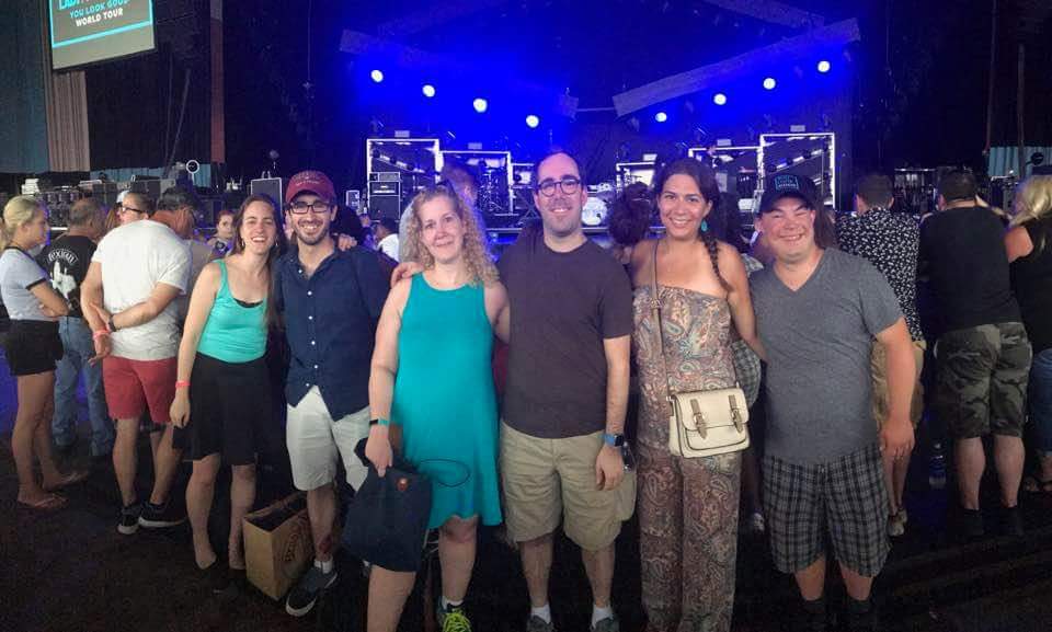 rockinroxpromo's tweet photo. @TheArtistsDen @ladyantebellum @charleskelleyla this group is ready for the #LadyADpremiere July 25th! #ArtistdDenLadyA #alwaysfrontrow https://t.co/LLeqYfUcIQ