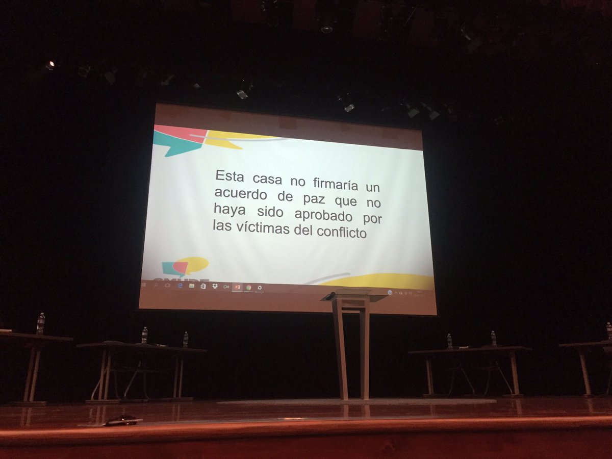 CMUDE2017's tweet photo. ¡Moción final del debate de Español como Lengua Extranjera! #CMUDE2017 https://t.co/veZAgmKIAg