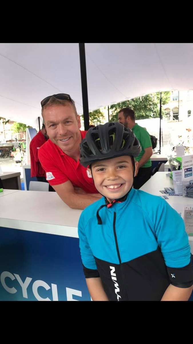 siobhanbebb's tweet photo. @chrishoy #legend #gentleman 🚴🚴🚴 https://t.co/dmigQrqF1s