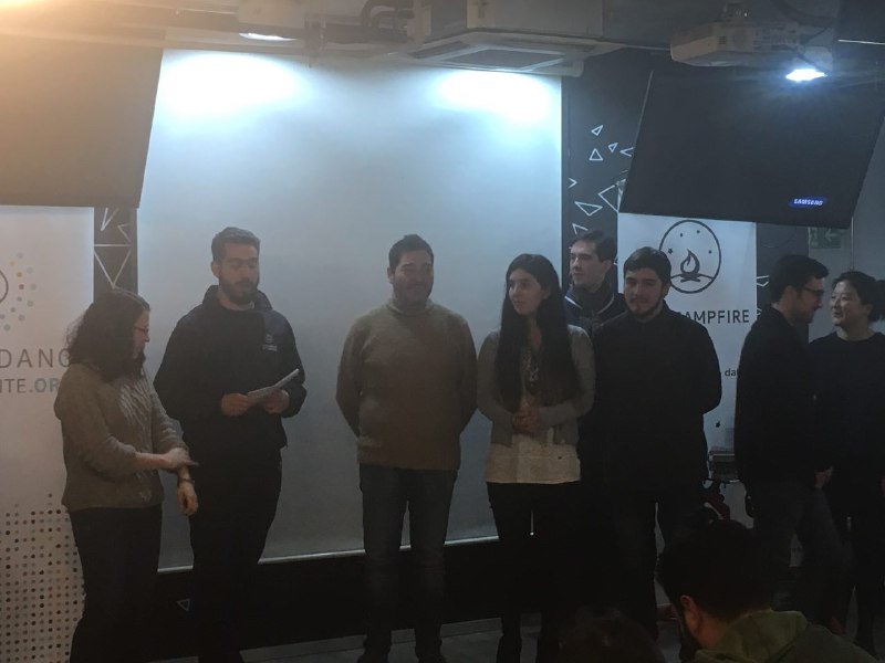 ciudadania_i's tweet photo. ANUNCIO DE GANADORES #DatosYPartidos: 2do lugar para proyecto clustering de partidos políticos https://t.co/iCJHXDk3Ax