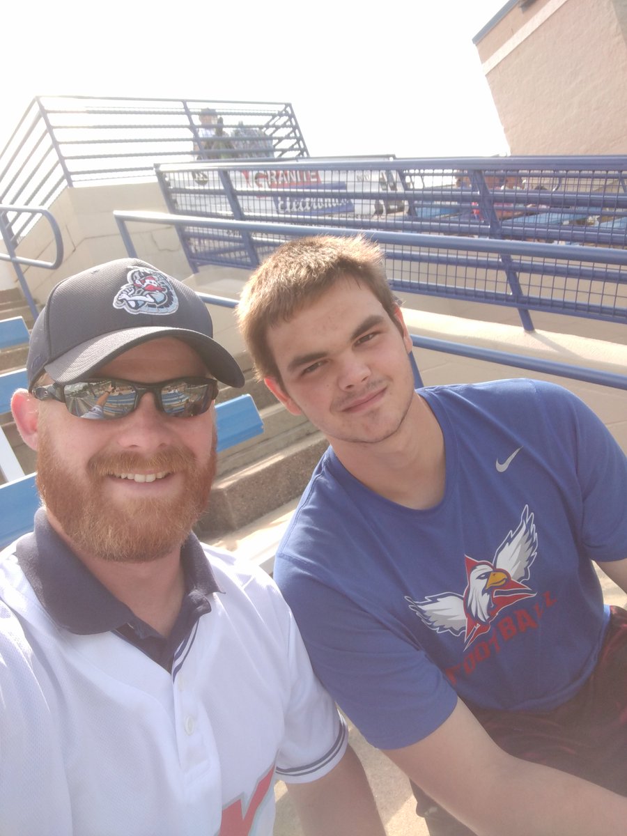 dditterich's tweet photo. Studs #roxsolidselfie
Pick us to win. @airhead77777 https://t.co/g0i0zMcRPz