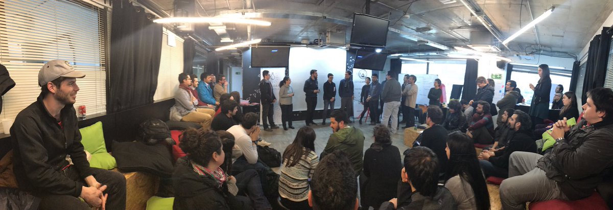 pablocollada's tweet photo. Tras dos días de arduo trabajo, llega la premiación del hackatón de #DatosYPartidos ¡gran trabajo y felicidades a todxs lxs participantes! https://t.co/mxOhR2XrcO