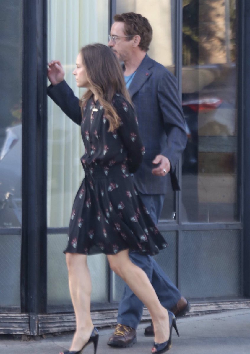 DowneyloverJr's tweet photo. NEW✨
Robert Downey Jr has date night with Susan Downey
Abbot Kinney 📍 https://t.co/0B2r2le7Ik