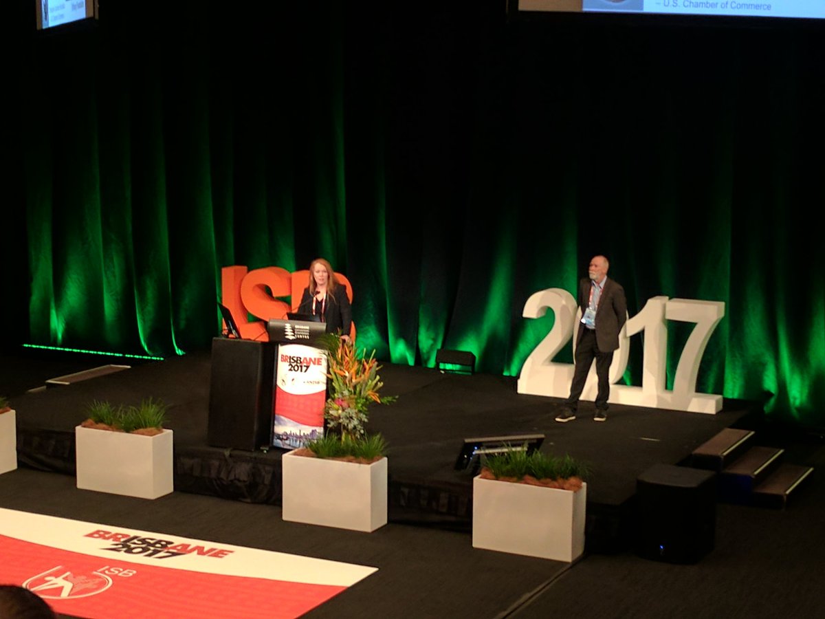 ISBiomechanics's tweet photo. Very interesting talk from Melissa Knothe Tate on how life is mechanobiological for Keynote 3 here at #biomech2017 https://t.co/DoXQnPOVYE