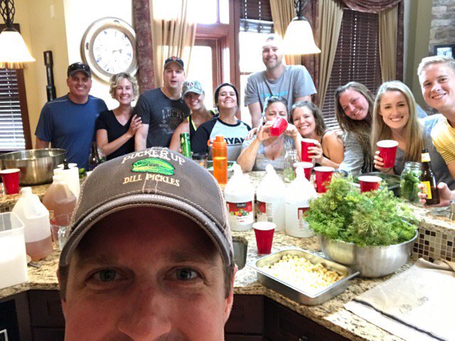 PuckerUpPickles's tweet photo. Hard work and lots of fun = 804 jars of #pickles ! #success https://t.co/rP93zcQCxS