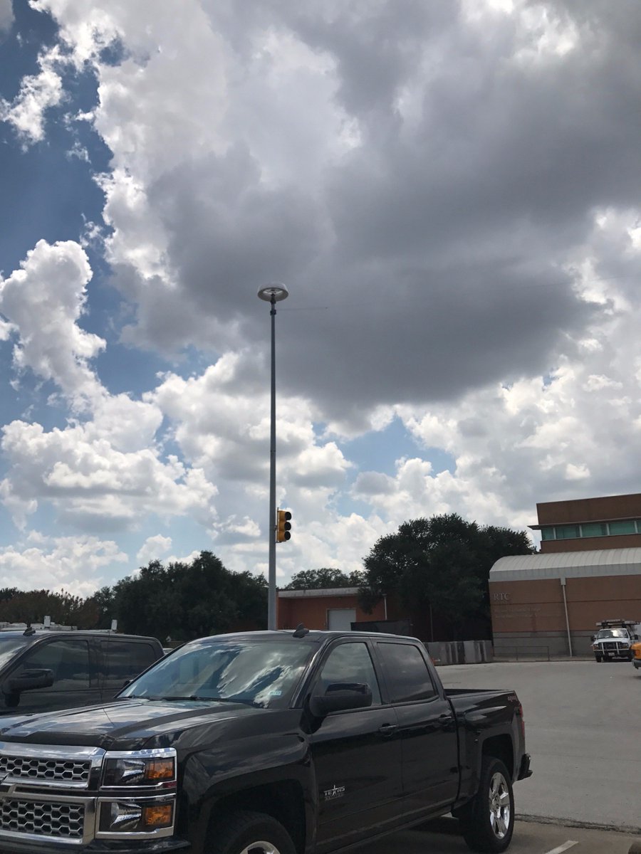 JPointerGroup's tweet photo. Today was a big day for JPG. TxDOT putting one of our lights up in Fort Worth @cityoffortworth @TxDOT https://t.co/LVYXrQyeyj