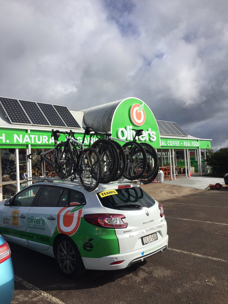 Supporting the sponsors with some delicious food 👌🏻@oliversrealfood <a href="/oliversracing/">Oliver's Real Food Racing</a> <a href="/RenaultAU/">Renault Australia</a> <a href="/CerveloAus/">CerveloAus</a>