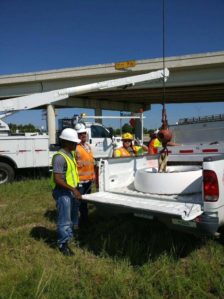 JPointerGroup's tweet photo. We are now up in Grapevine, Texas. Another great day working with TxDOT @NBCDFW @CBSDFW @TxDOT @GrapevineTXCity @FOX4 @wfaachannel8 https://t.co/SMqByQC4LS