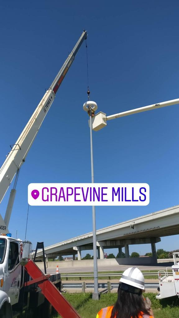 JPointerGroup's tweet photo. We are now up in Grapevine, Texas. Another great day working with TxDOT @NBCDFW @CBSDFW @TxDOT @GrapevineTXCity @FOX4 @wfaachannel8 https://t.co/SMqByQC4LS