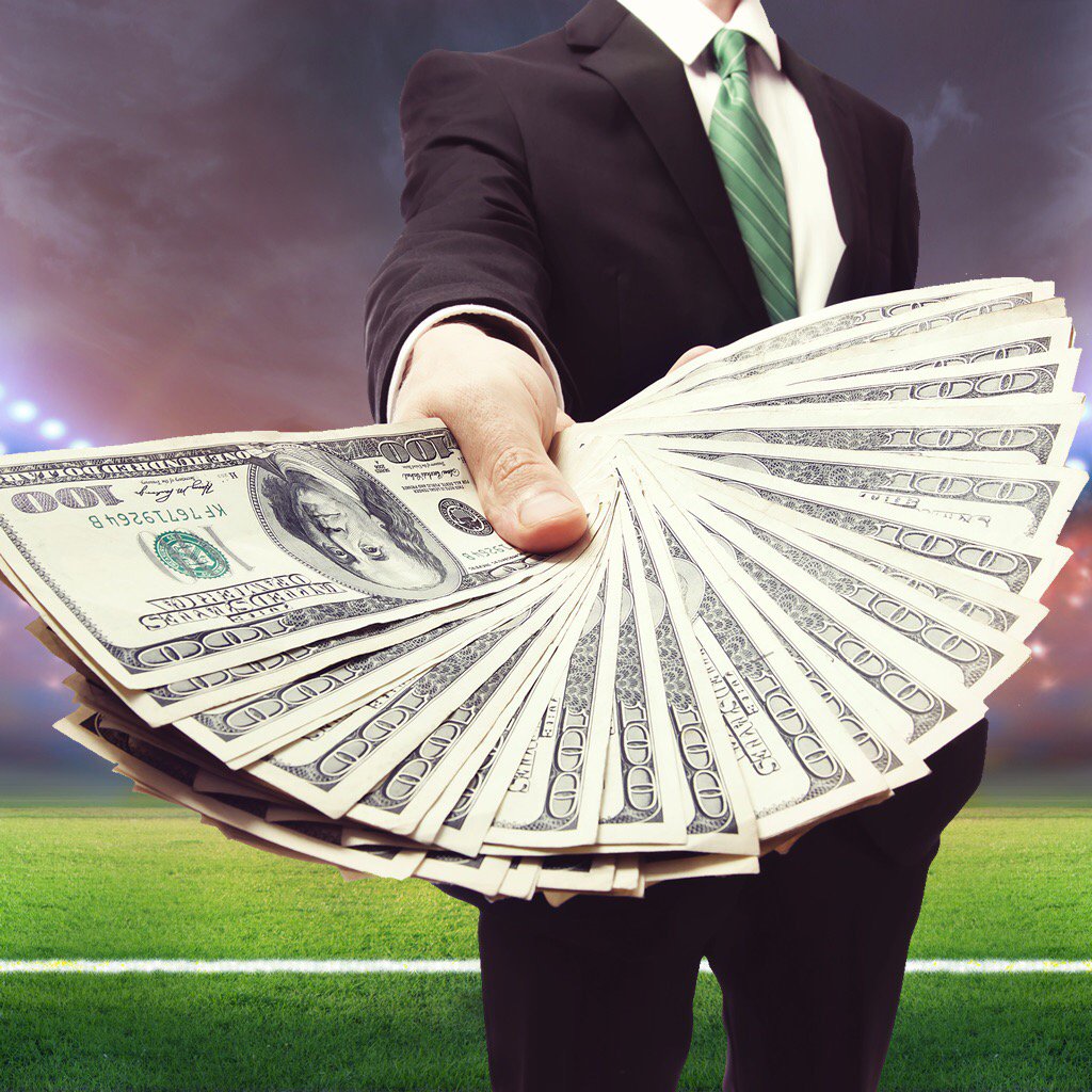 vhrnMarine's tweet photo. ce jeu pour iPhone/iPad auquel je joue. Ça s'appelle Agent de Footballeurs #socceragentgame https://t.co/v956UgtxHY https://t.co/A9DXPWysuO