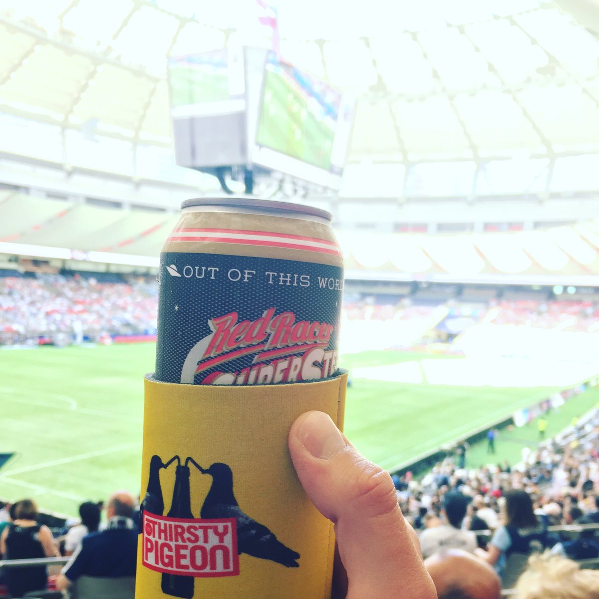 DoansCBC's tweet photo. Enjoying some delicious craft beer at the @whitecapsfc game!! :):) #BCBeer #BCcraft #vancouverfun #beeroclock #sunshine #beerfun https://t.co/bit23VqB1p