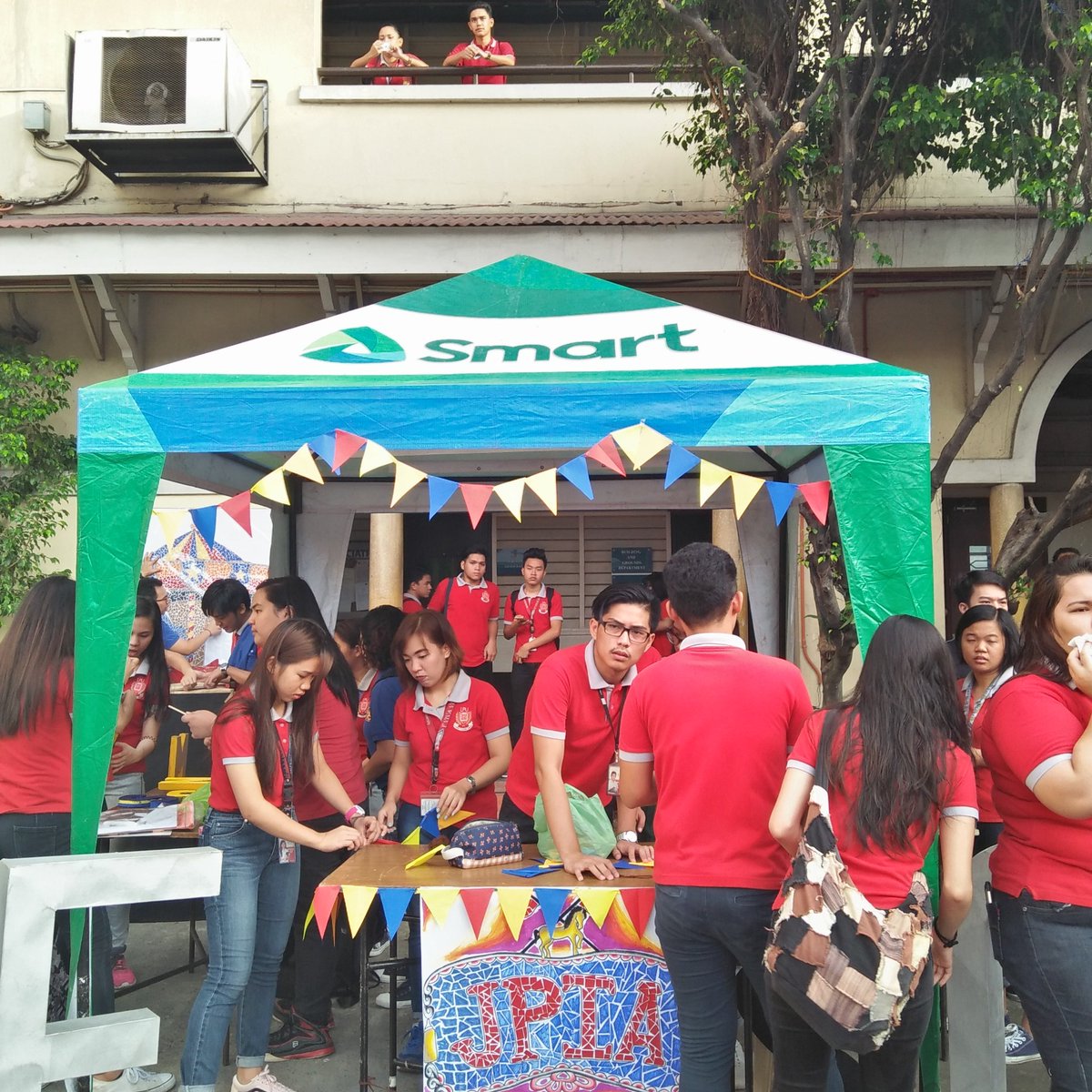 lpucbasg's tweet photo. Preparing for Membership Drive at LPU Quadrangle. #ONECBA #JPIA #PSCAS #MANSOC ๐๐ https://t.co/kFGZvBTlQT