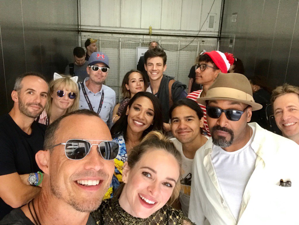 Lift. 

#TeamFlash

...wait--where's Wally?