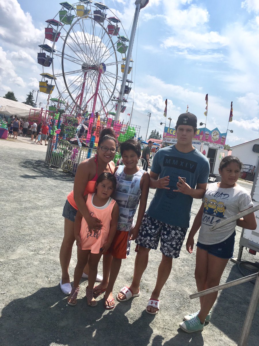Keora1's tweet photo. 2017 Exhibition 🎡 https://t.co/MLam0zkoCK