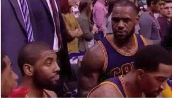 akaBruce_Wayne's tweet photo. Lebron- u want a sprite
Kyrie-in a to go cup https://t.co/PhKT9wAPrd