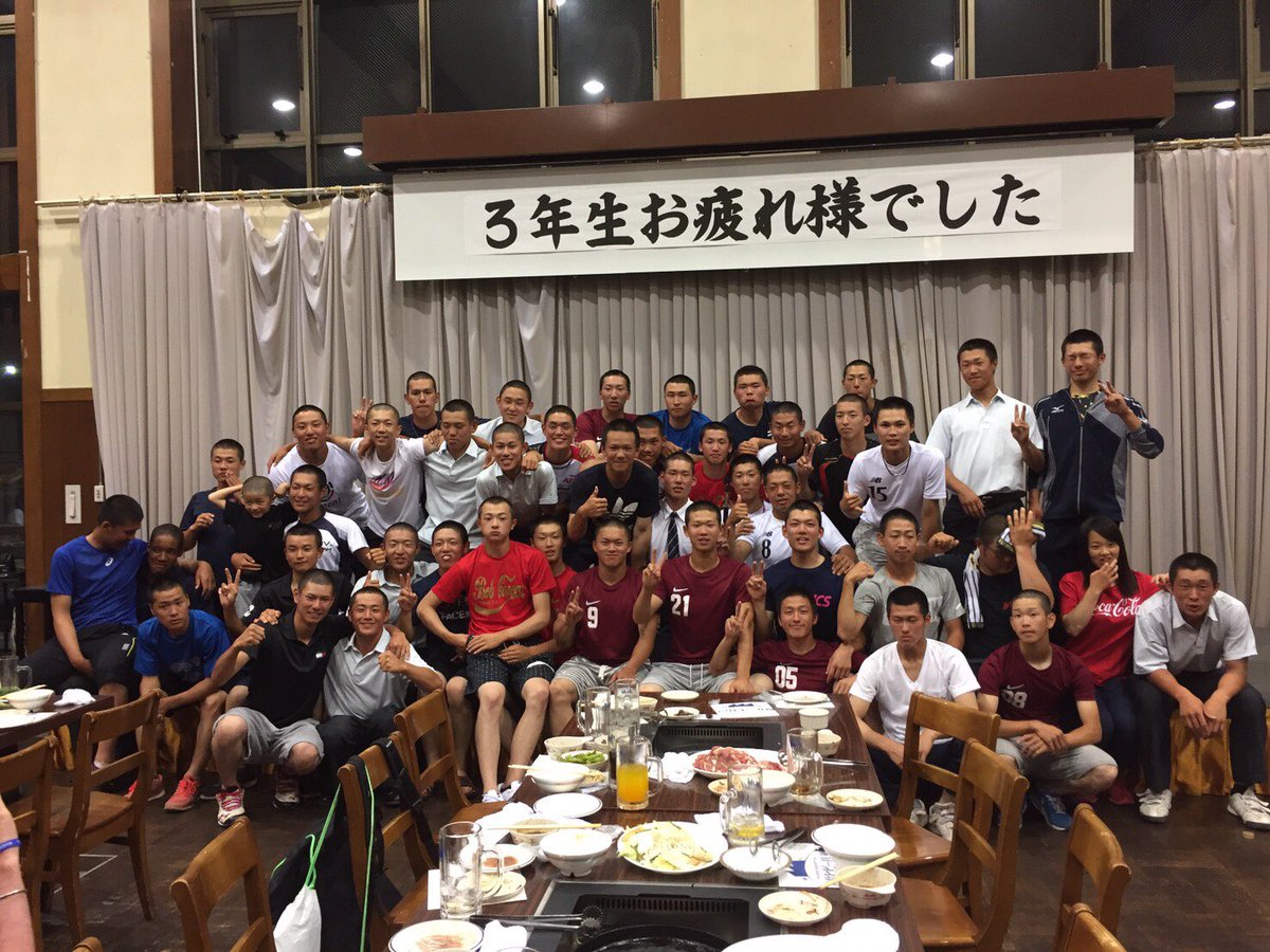 NIKUGS's tweet photo. 昨日北海に敗れて高校野球が終わりました。
最高のメンバーと決勝まで行けて良かった！
アップリーダーもエールももう一生やることはないな笑
3年間メンバーに入ることは出来なかったけど東海で野球できて本当に良かった！

みんな3年間ありがと😁 https://t.co/wg3JiXyiby